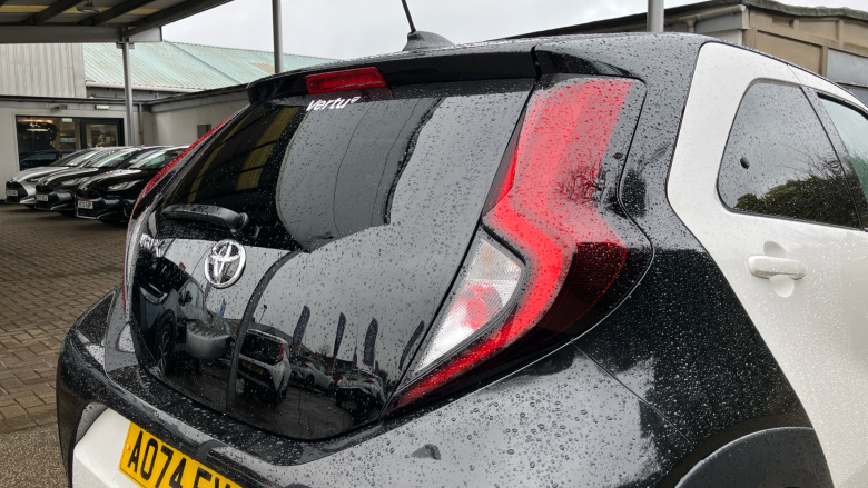 Toyota Aygo X 1.0 VVT-i Edge 5dr Petrol Hatchback